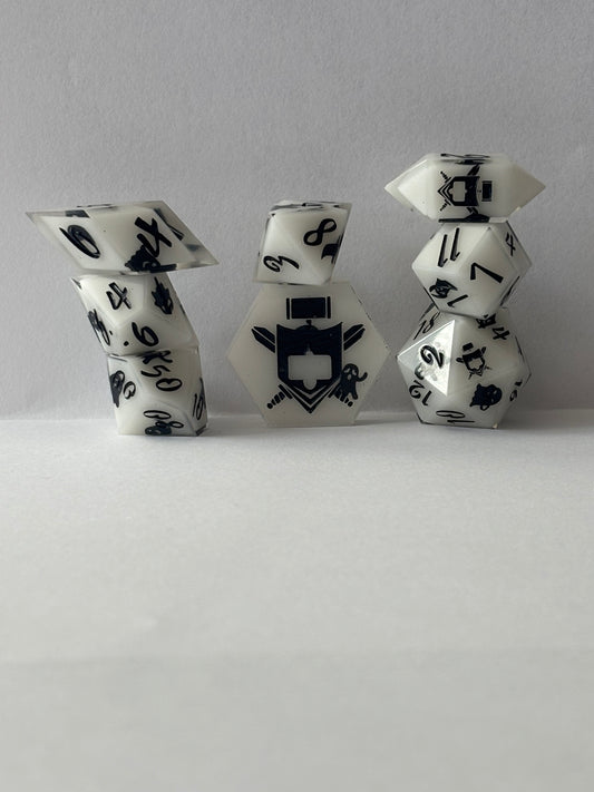 Spooky Ghosts 8 pc. Resin Dice Set (White)