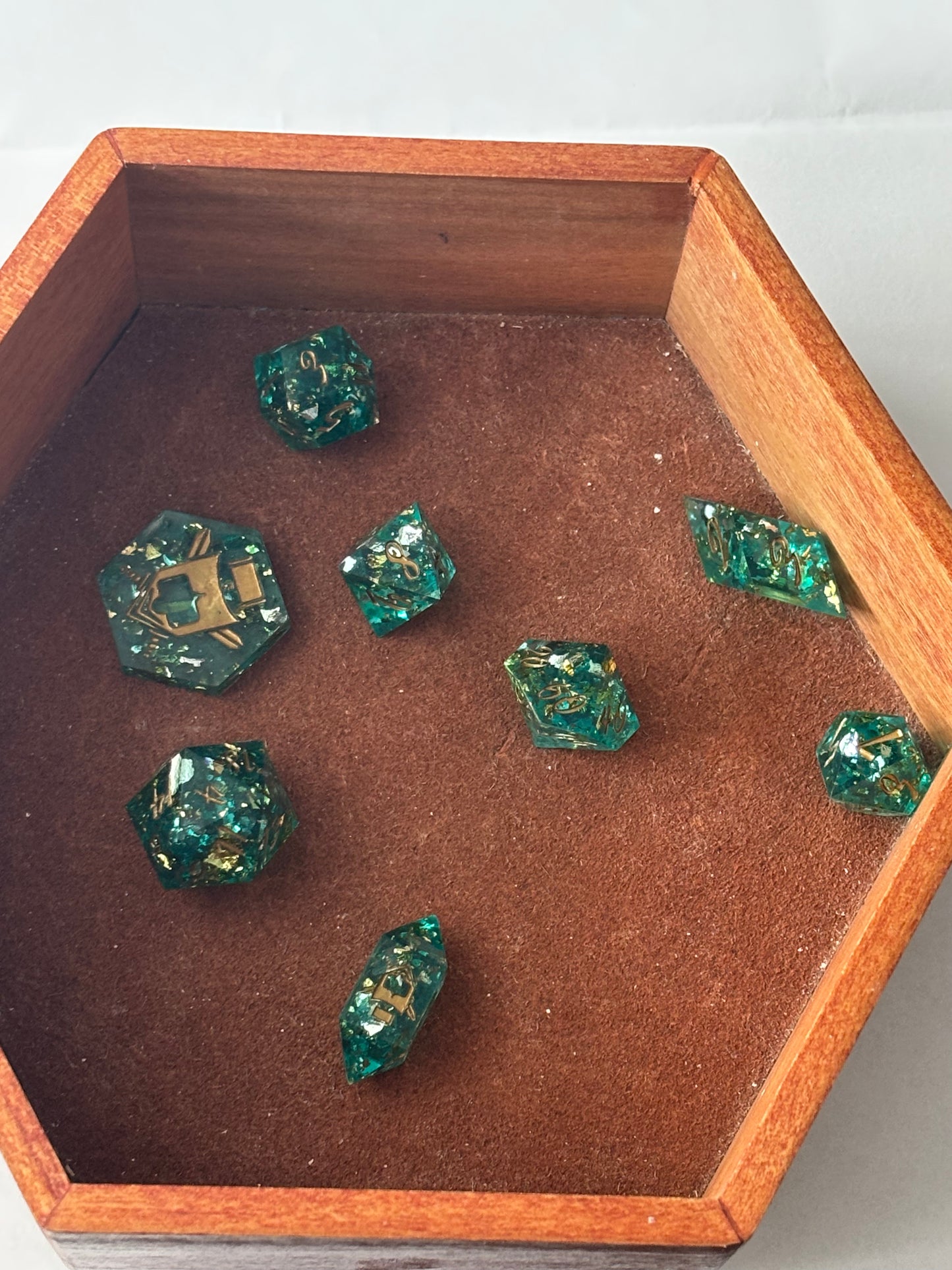 Sunken Treasure 8 pc. Resin Dice Set